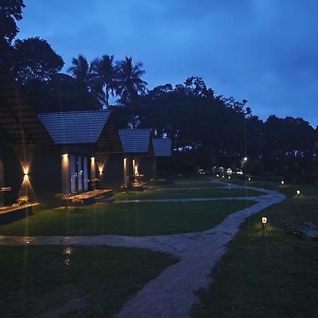 Bendheka - Cliff Front Cottages Coorg Gonikoppal Bagian luar foto