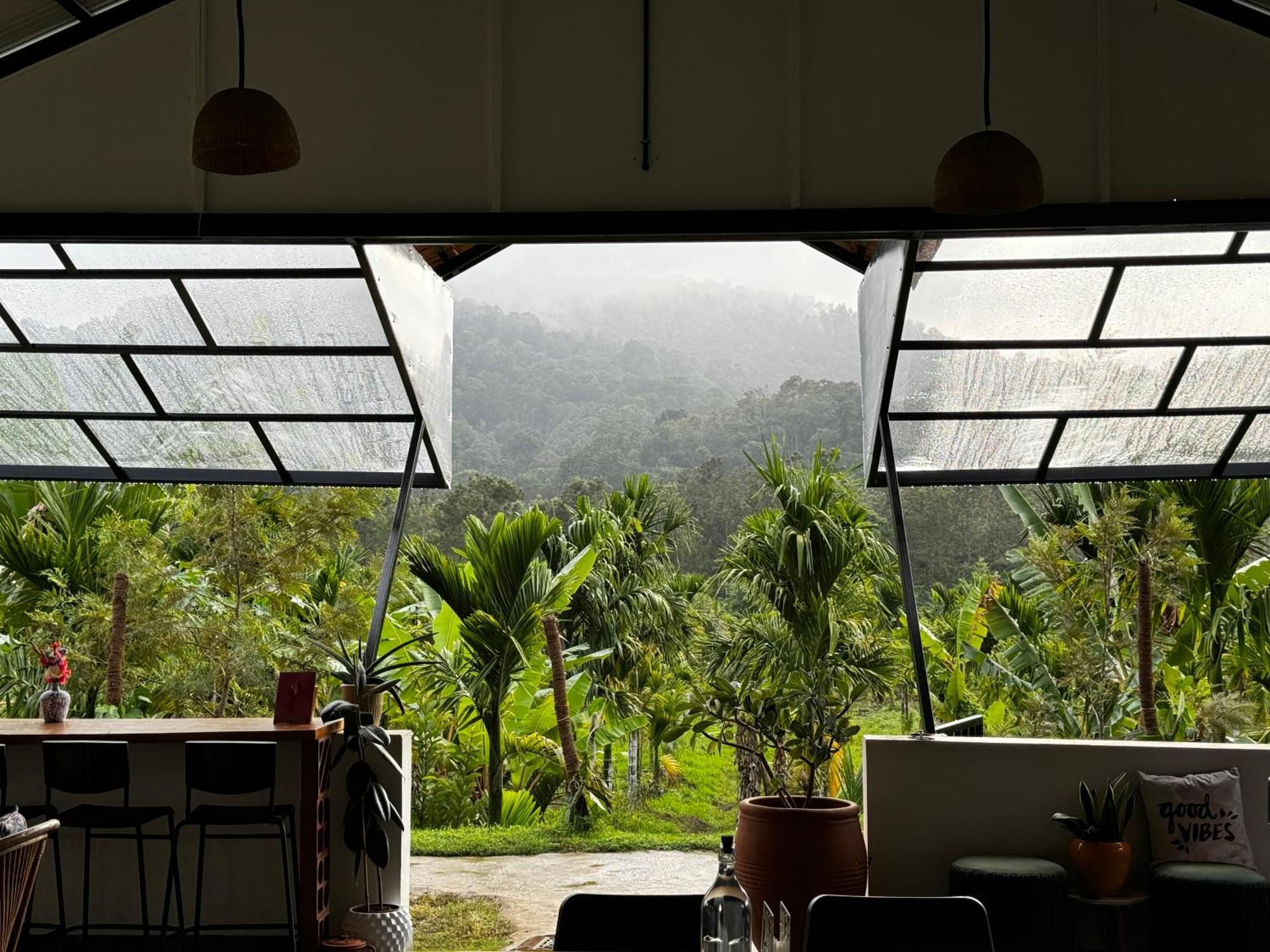 Bendheka - Cliff Front Cottages Coorg Gonikoppal Bagian luar foto